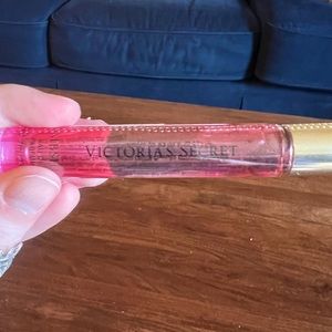 Victoria’s Secret Bombshell Eau de Parfum Rollerball
